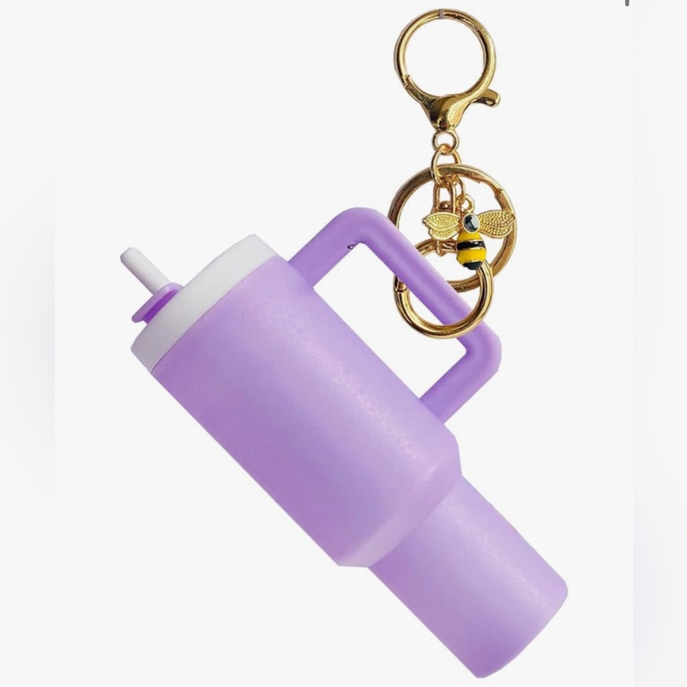 Purple Tumbler with Bee Keychain